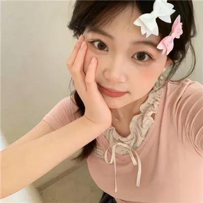 代表小姐封面